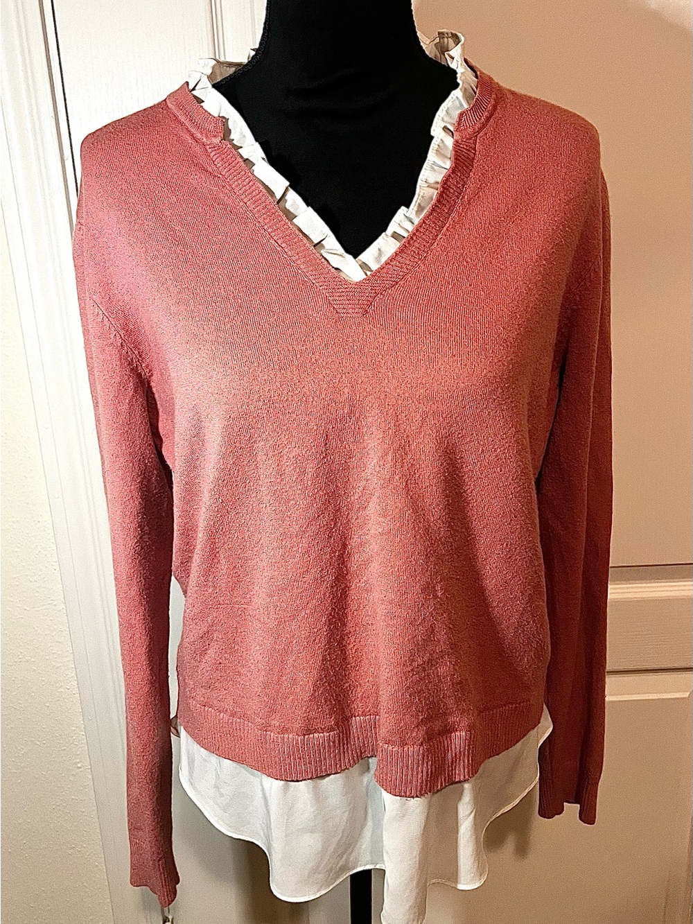 V-Neck Layered Hem Sweater - Dusty Rose